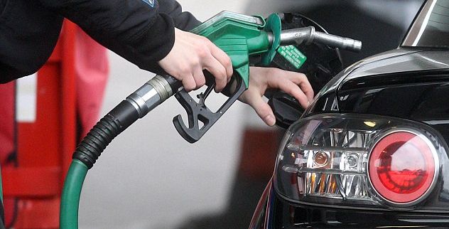 الفرق بين البنزين الاحمر والاخضر
